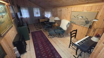 Cabin, 4 Bedrooms, Terrace | Interior