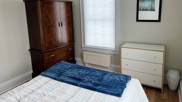 3 Schlafzimmer, Bügeleisen/Bügelbrett, Internetzugang, Bettwäsche