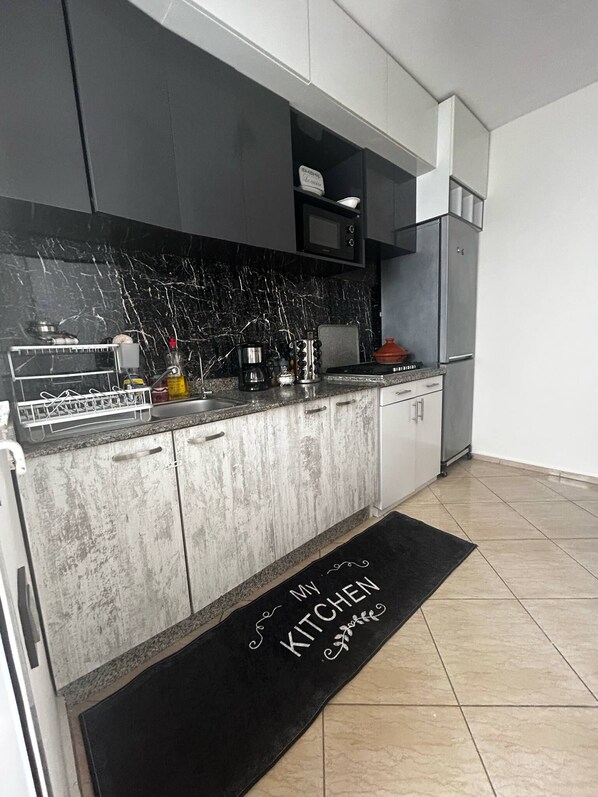Private kitchen - Fabulous 2-bedroom apartment in Agadir (Agadir)