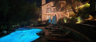 Sleepy Valley Sanctuary with pool, hot tub, steam shower, workout room,OHV close