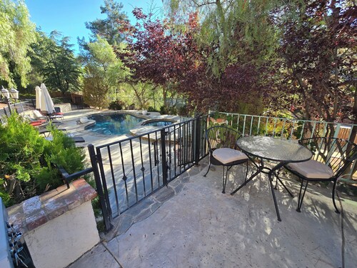 Sleepy Valley Sanctuary with pool, hot tub, steam shower, workout room,OHV close