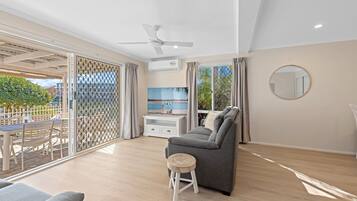 Apartment | Living room