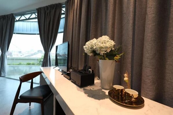 Room - Manhattan Residence (George Town)