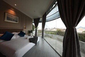 Room - Manhattan Residence (George Town)
