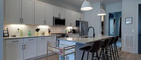 Microwave, stovetop, toaster