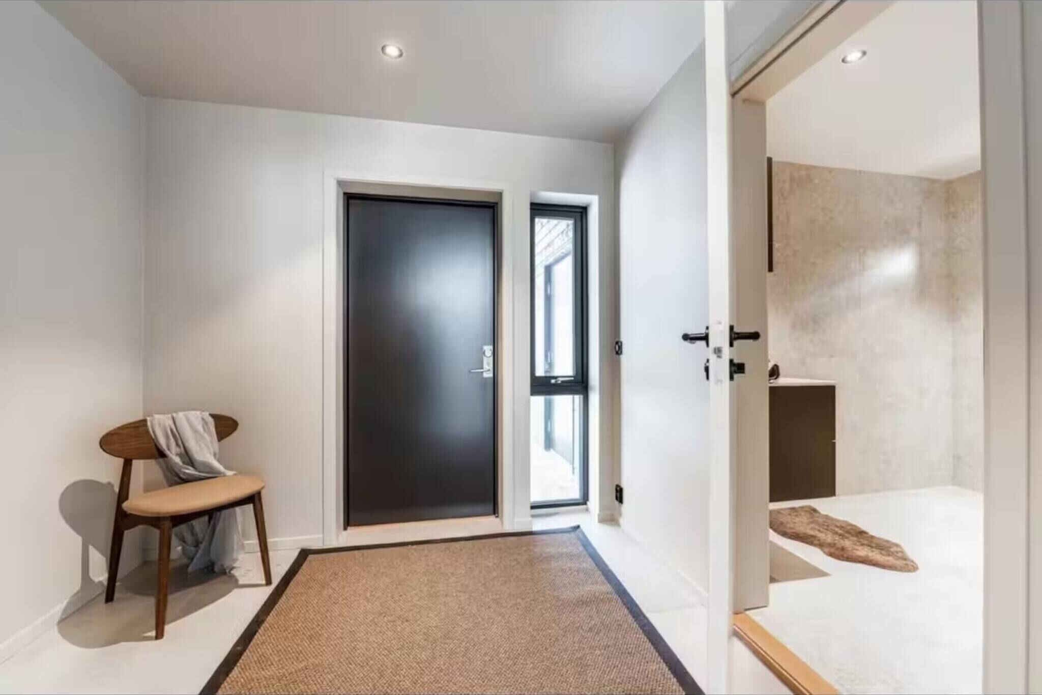 House, 4 Bedrooms, Balcony, City View | Interior