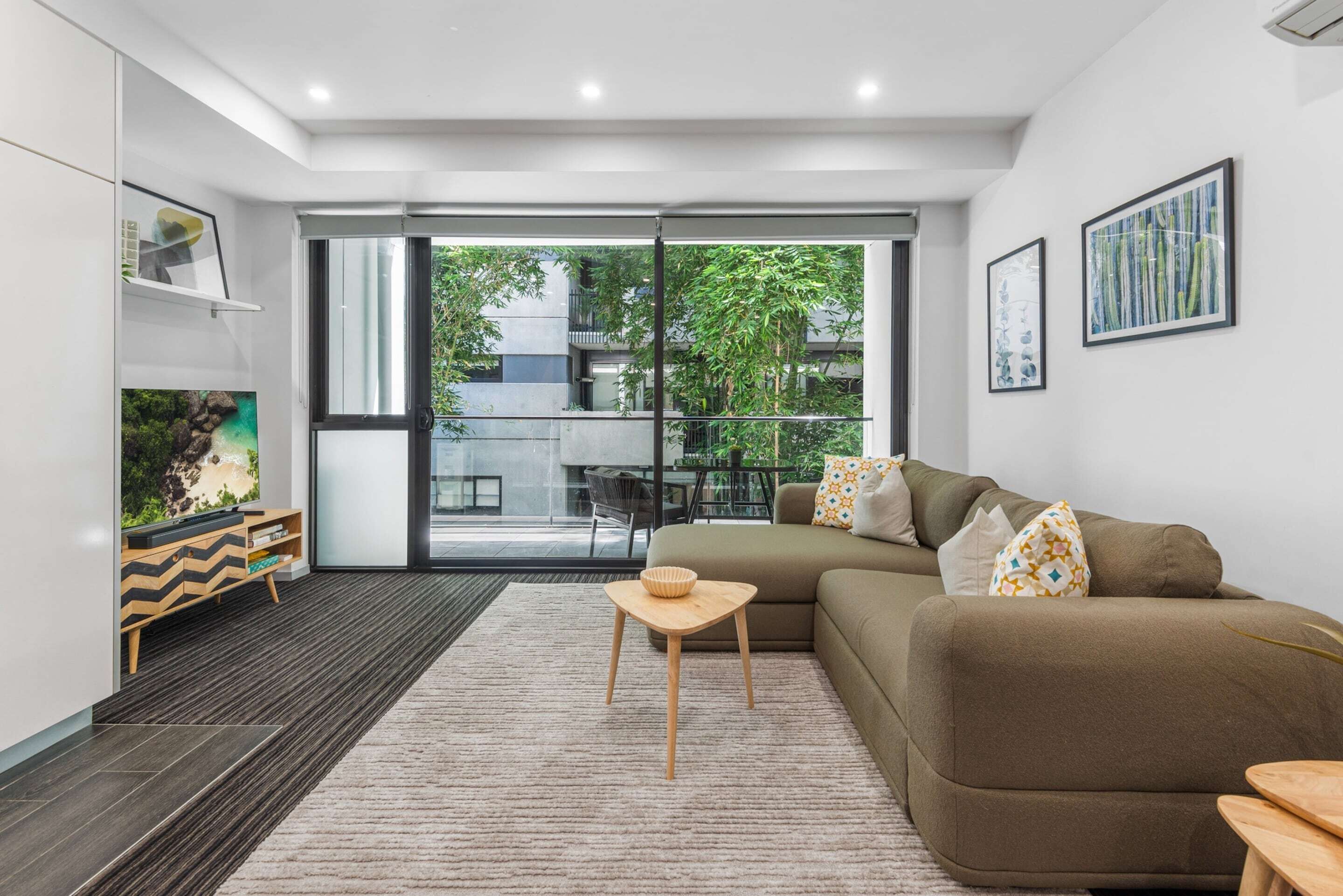 Apartment | Living area