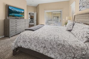 5 bedrooms, iron/ironing board, WiFi, bed sheets
