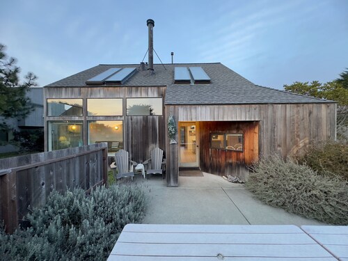 One Eyed Jack's | Walk to Park | The Sea Ranch