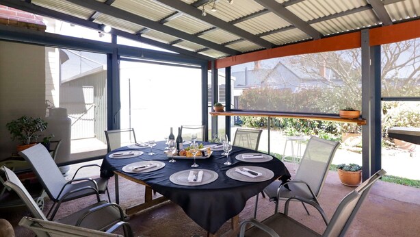 Apartment | Dining - Heritage Home With BBQ & Outdoor Fire Pit (Tenterfield)