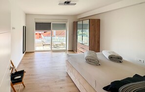 3 slaapkamers, reisbedje, gratis wifi