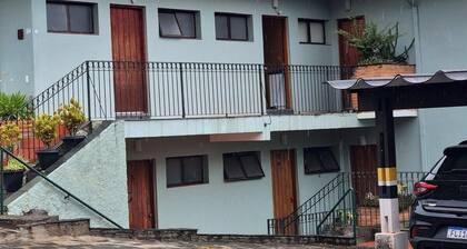 Lindo loft decorado centro com garagem