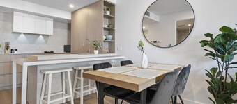 Charming 1-bed With Rooftop Access & Parking