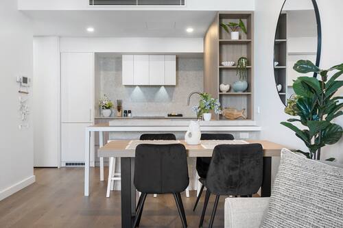 Apartment | Dining