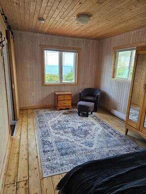 3 bedrooms, WiFi, bed sheets - Bishop's Landing (Portugal Cove-St. Philip's)