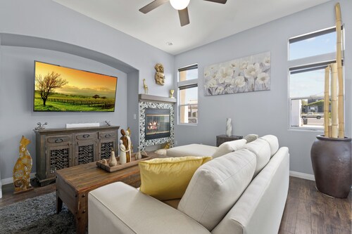 3 Story Spanish Style House, Best Location in SD. Views of North Park, With AC