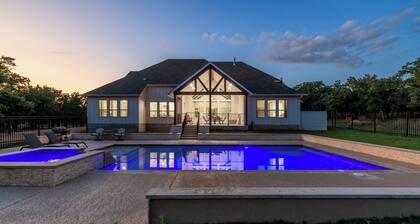 Welcome to Thistle Oaks! TX Hill Country.