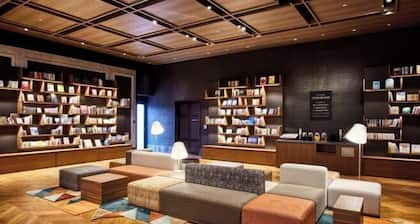 IN THE LIBRARY hotel and books TOKOROZAWA