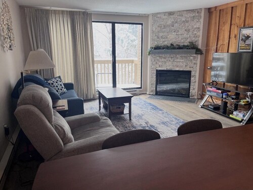 Serene 3-bedroom 2-bathroom condo in Waterville Valley