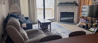 Serene 3-bedroom 2-bathroom condo in Waterville Valley