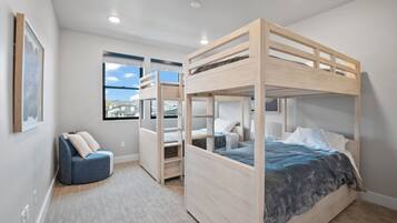 Condo, Balcony, Mountain View | Free WiFi