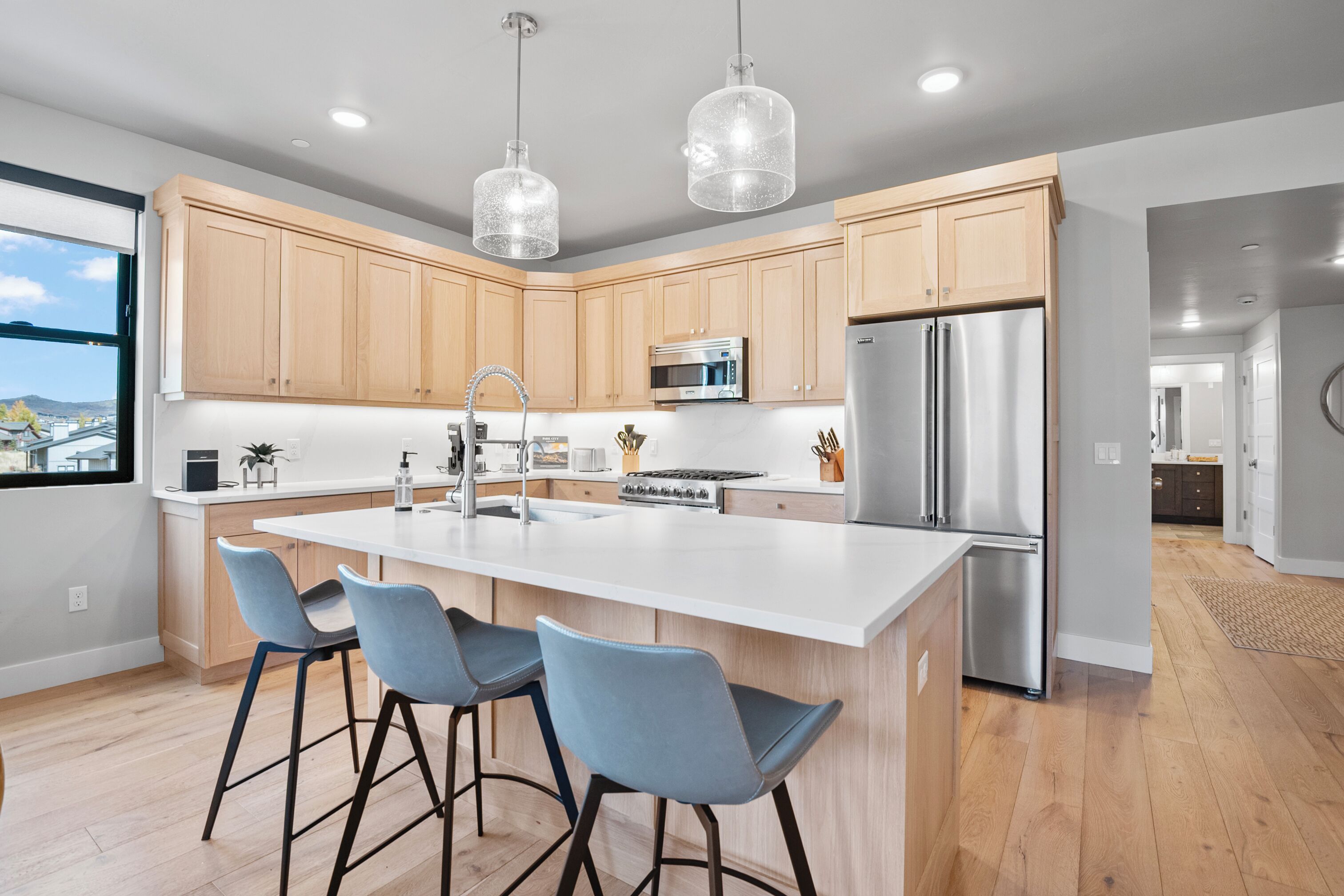 Condo, ban công, quang cảnh núi | Bếp riêng | Dụng cụ pha cà phê/trà 