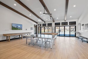 Spielezimmer