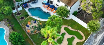NEW! Luxe SW Escape • Pool • Game Room • Mini Golf