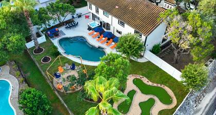 NEW! Luxe SW Escape • Pool • Game Room • Mini Golf