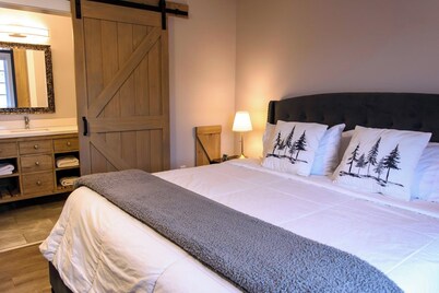 Luxury rooms, brewery, and restaurant with local dishes and Newfoundland views