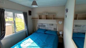 3 bedrooms, individually decorated, individually furnished, free WiFi