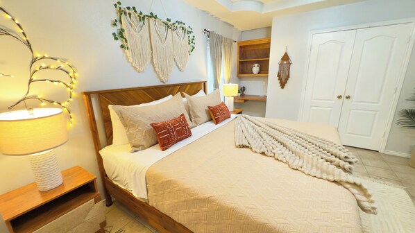 2 bedrooms, iron/ironing board, WiFi, bed sheets