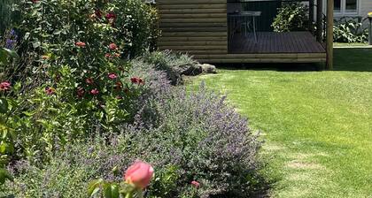 Homely 2-bed Cottage Near Tenterfield Centre