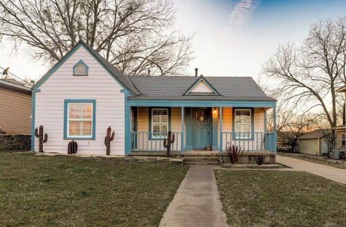 Vintage Rodeo style home in historic Downtown Weatherford TX.