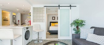 Downtown Halifax Condo- Convention Centre-Central-Business-Family-Nightlife