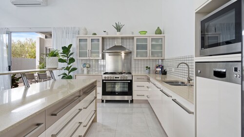 Ocean Breeze on Malibu