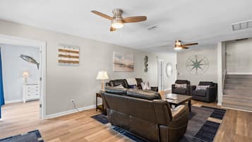 Smart TV, video games