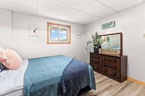 4 habitaciones, cuna de viaje, wifi gratis y ropa de cama 