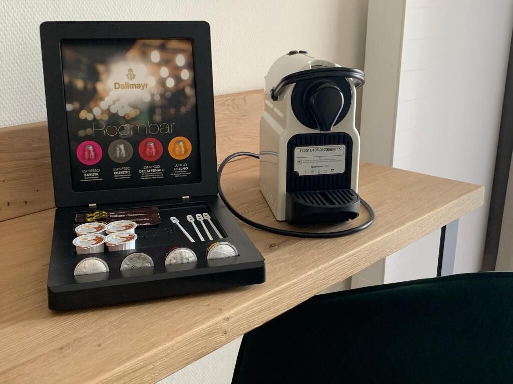 กาแฟและ/หรือเครื่องทำกาแฟ