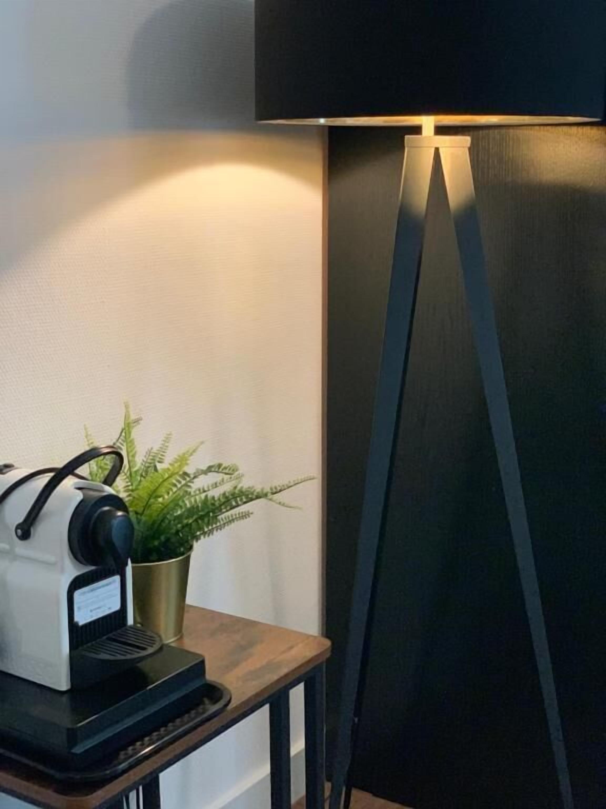 Double Room, Balcony, City View | Interior