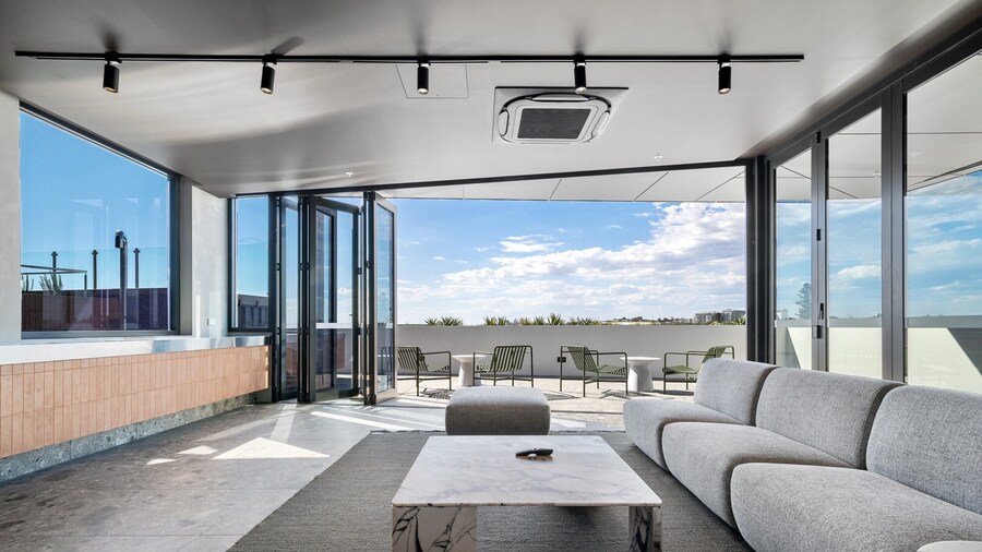 Fremantle Coast Studio - Beach at Your Doorstep