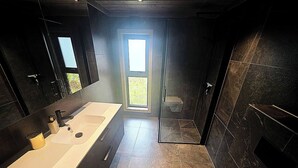 Cabin, Multiple Bedrooms, Balcony | Bathroom - Unique Hytta With Jacuzzi, Sauna, 7 Bedrooms (Trysil)