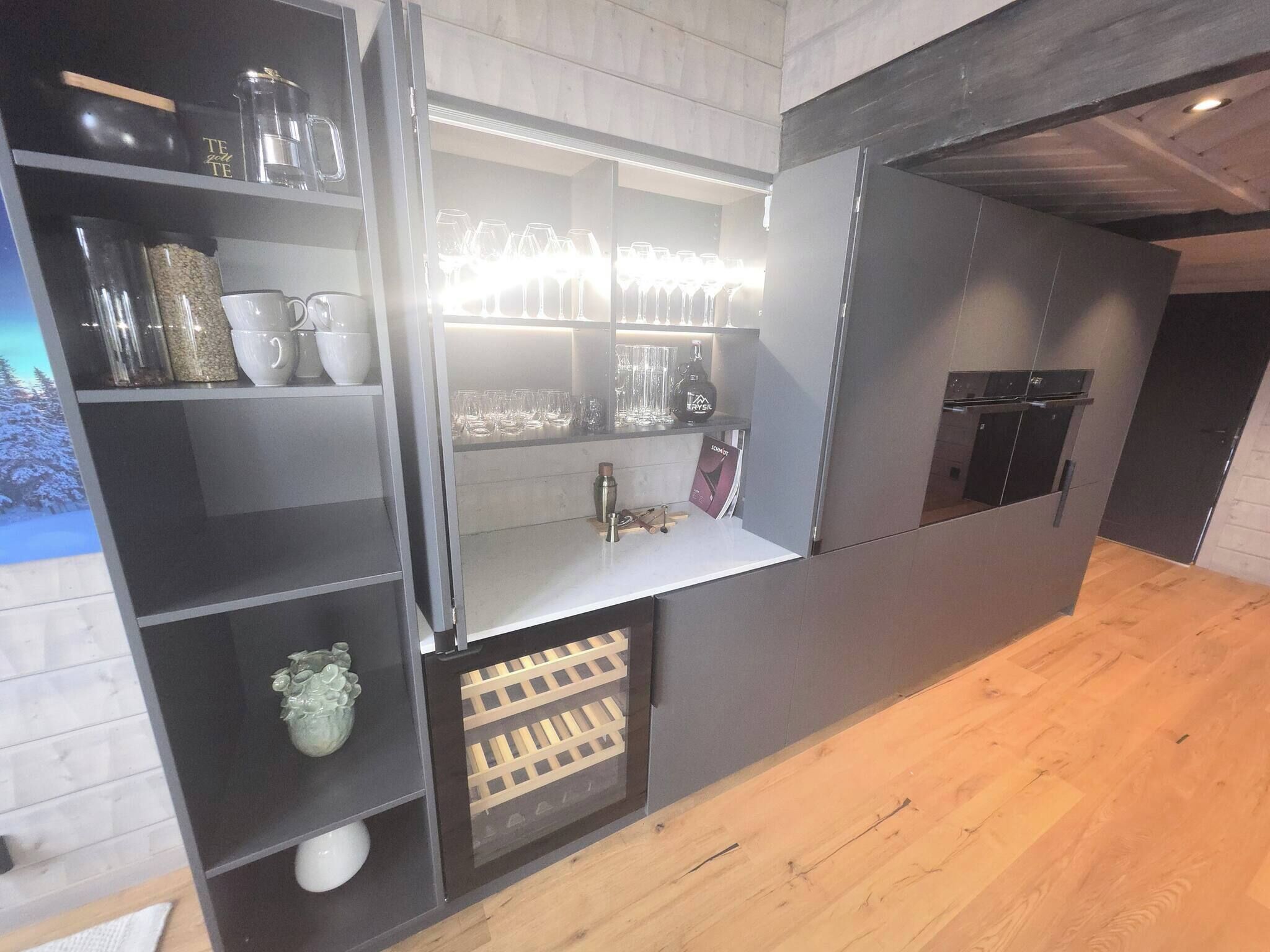 Cabin, Multiple Bedrooms, Balcony | Private kitchen