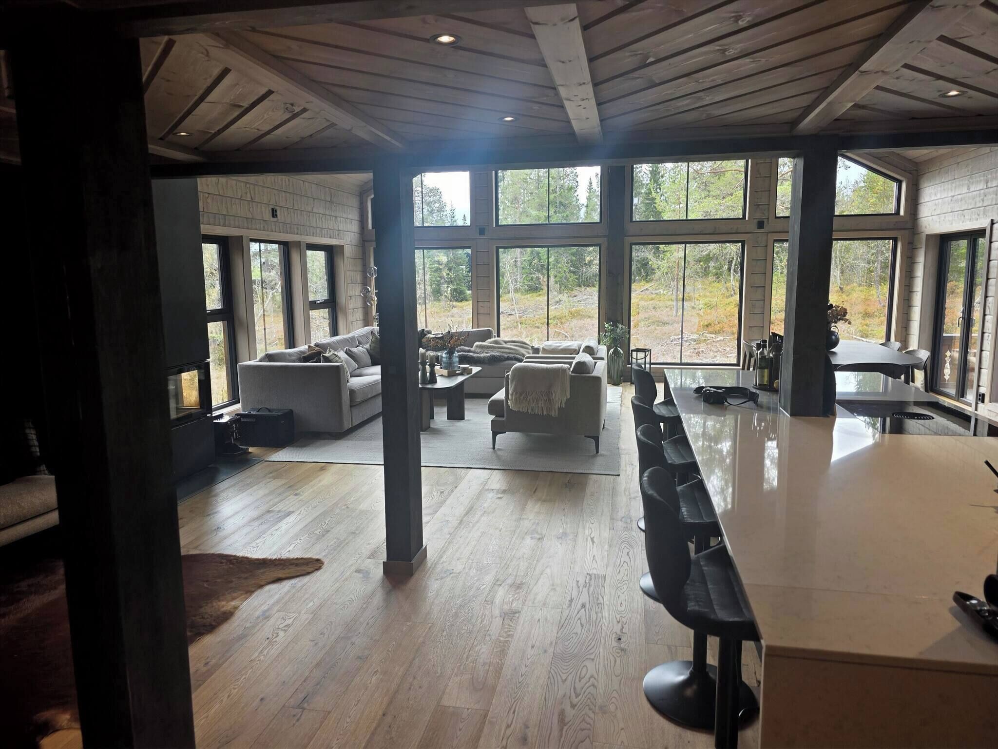 Cabin, Multiple Bedrooms, Balcony | Ruang tamu