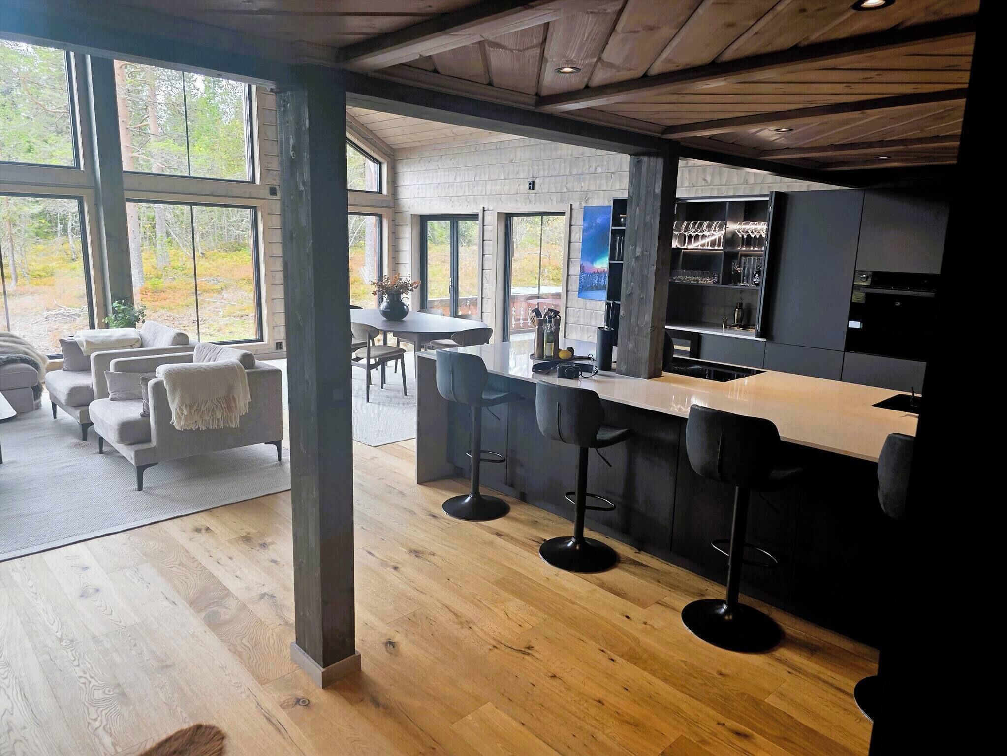 Cabin, Multiple Bedrooms, Balcony | Interior