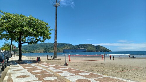 Beautiful apartment in Santos, on Ponta da Praia (channel 6, near Guarujá) 100m from the beach