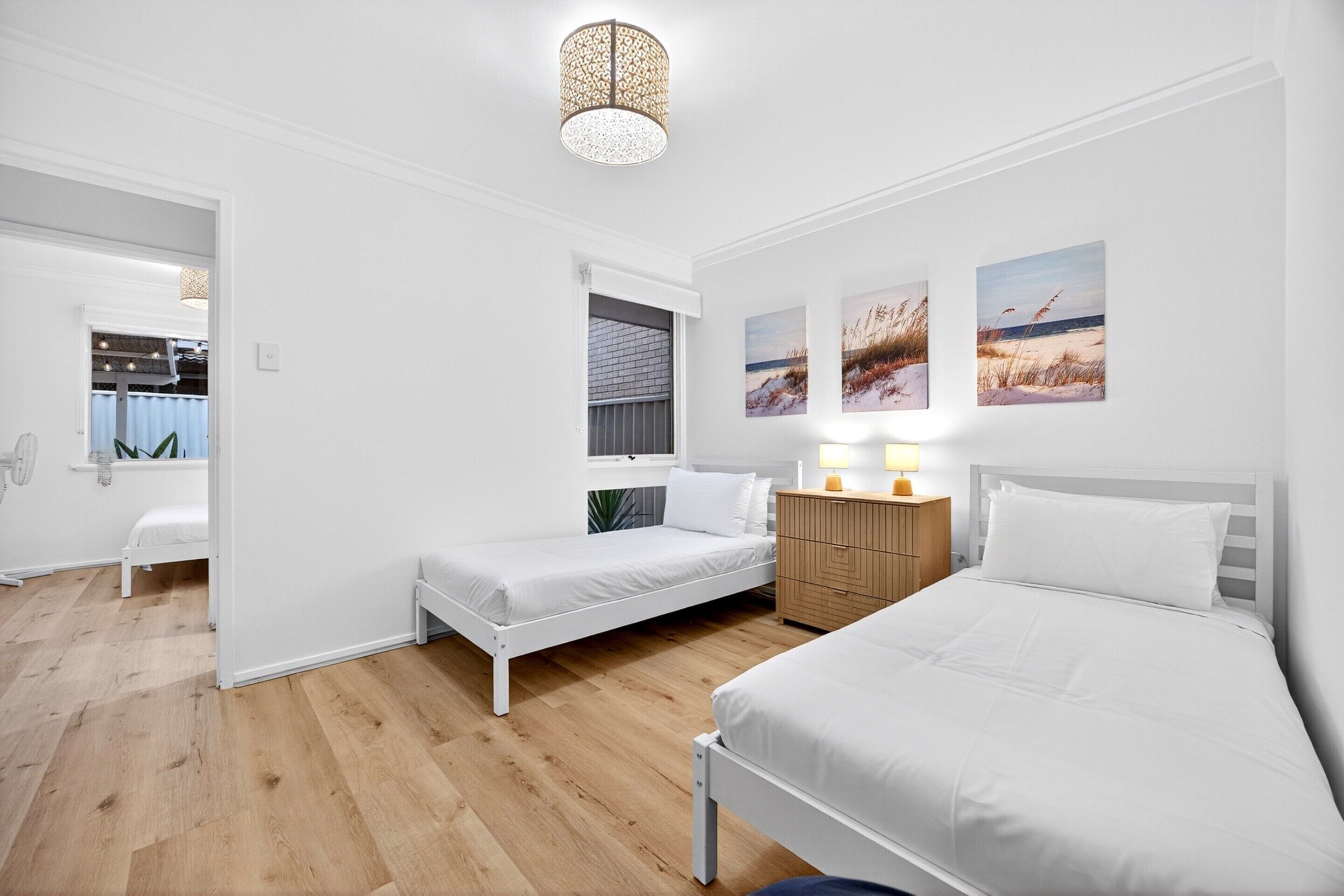 2 bedrooms, bed sheets