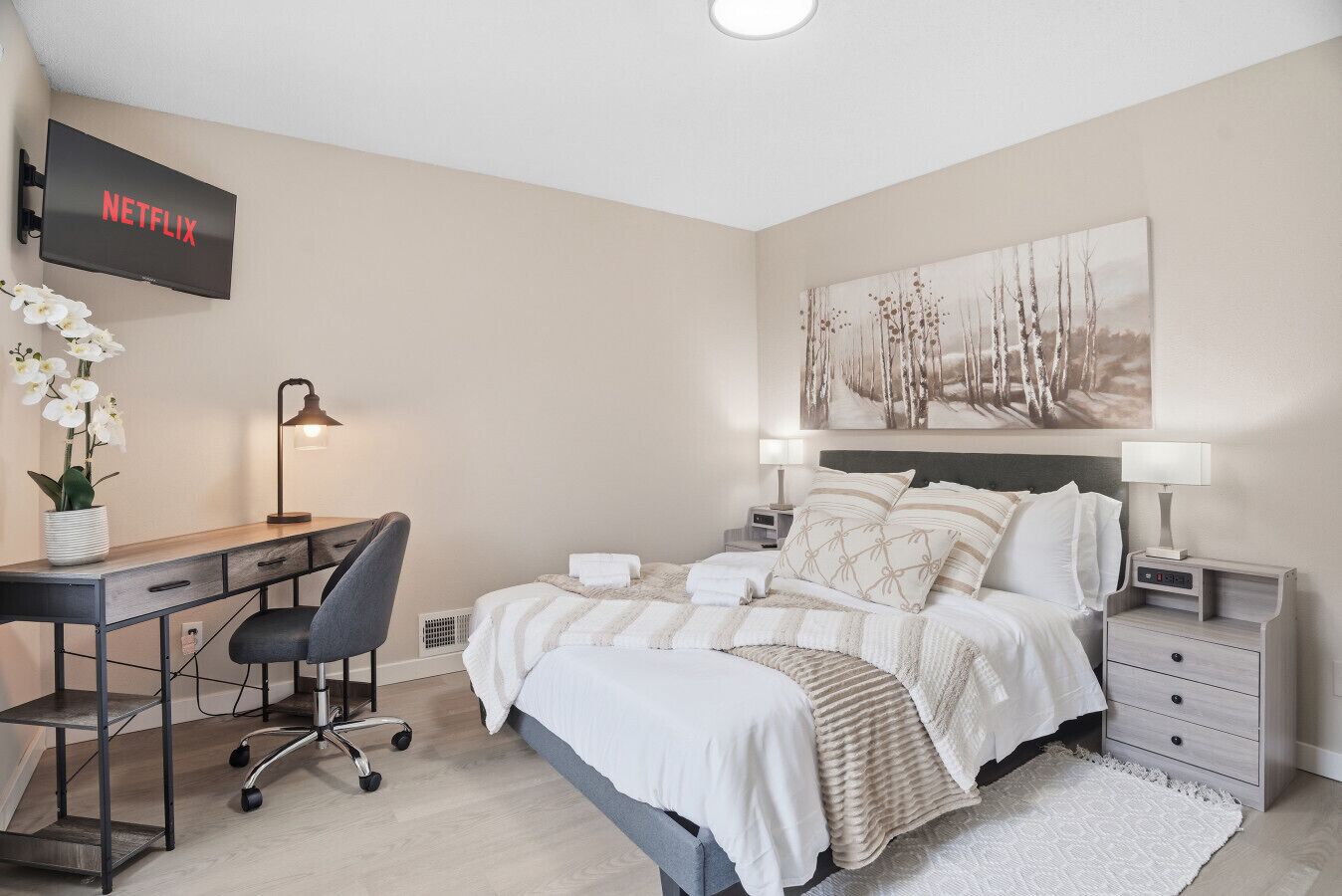 Desk, iron/ironing board, free WiFi, bed sheets