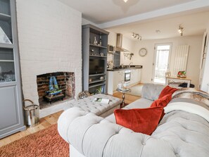 Living area - Fisherman's Cottage (Weymouth)