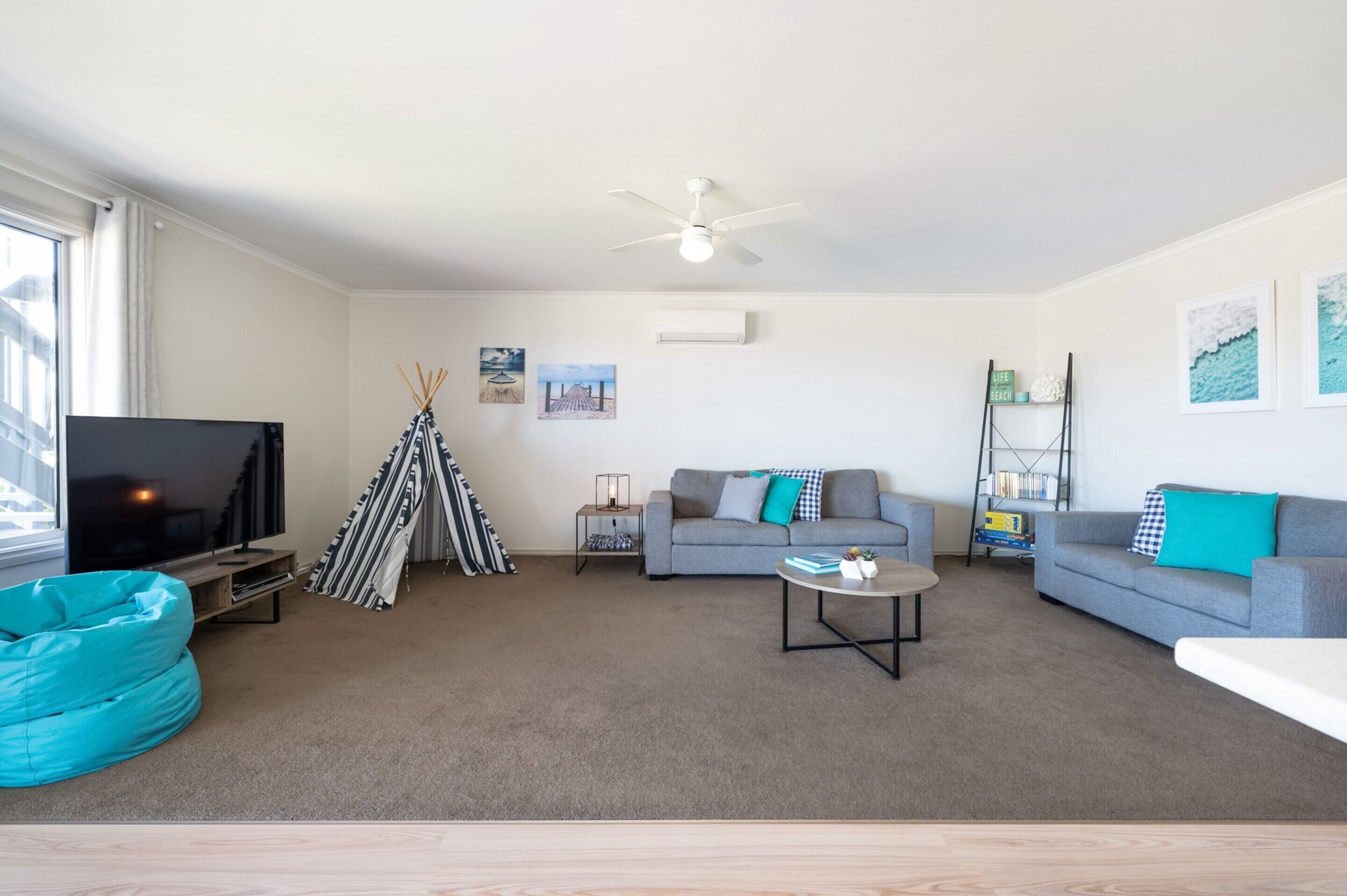 Apartment | Living area